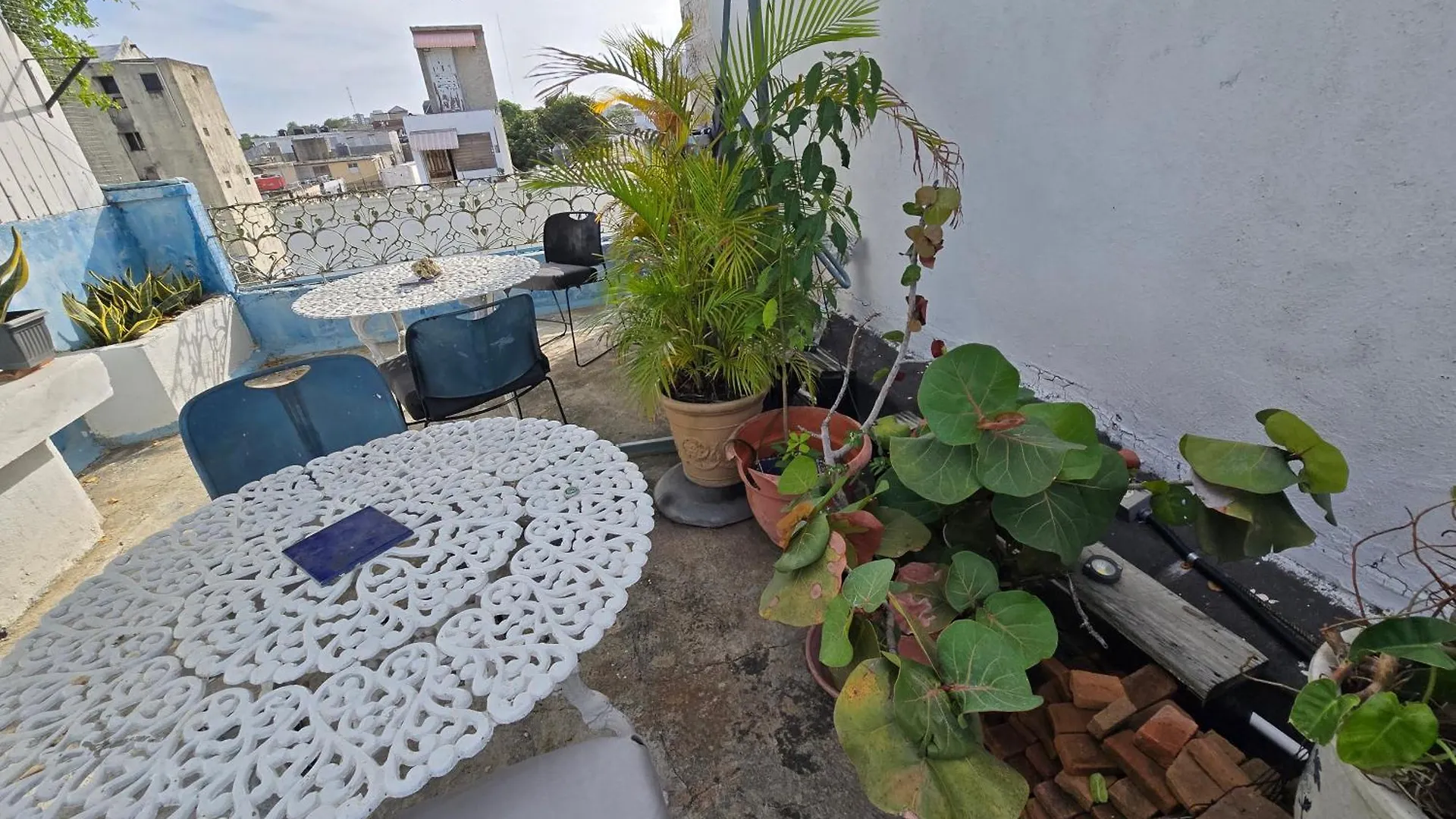 Апартаменты Fabulous Rooftop 2 Colonial Room For 4 With Breakfast Санто-Доминго